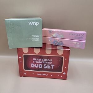 Very Berry Strawberry Duo Set, Formuka Z Highlighter And Wnp Clay Mask